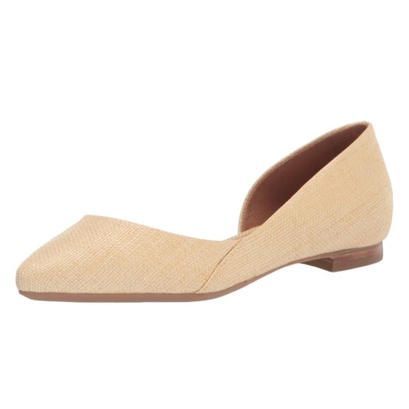 Marc Fisher LTD Women's Sunny Ballet Flat in Light Natural 7 - Picture 4 of 12